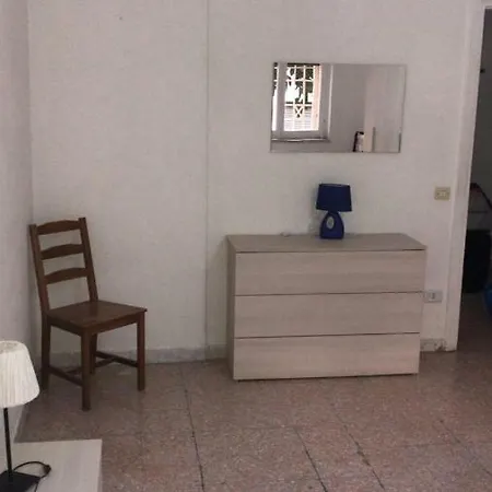 Monolocale In Gradoni Di Chiaia